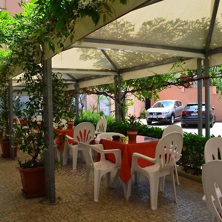 Hotel I Due Gabbiani Citr 9006 Marina dʼMarina dʼAndora المظهر الخارجي الصورة