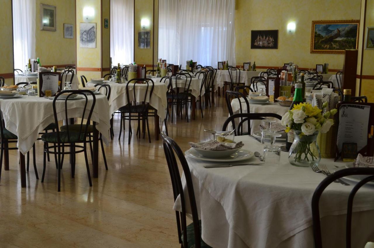 Hotel I Due Gabbiani Citr 9006 Marina dʼMarina dʼAndora المظهر الخارجي الصورة