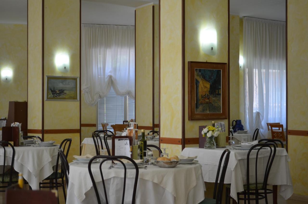 Hotel I Due Gabbiani Citr 9006 Marina dʼMarina dʼAndora المظهر الخارجي الصورة