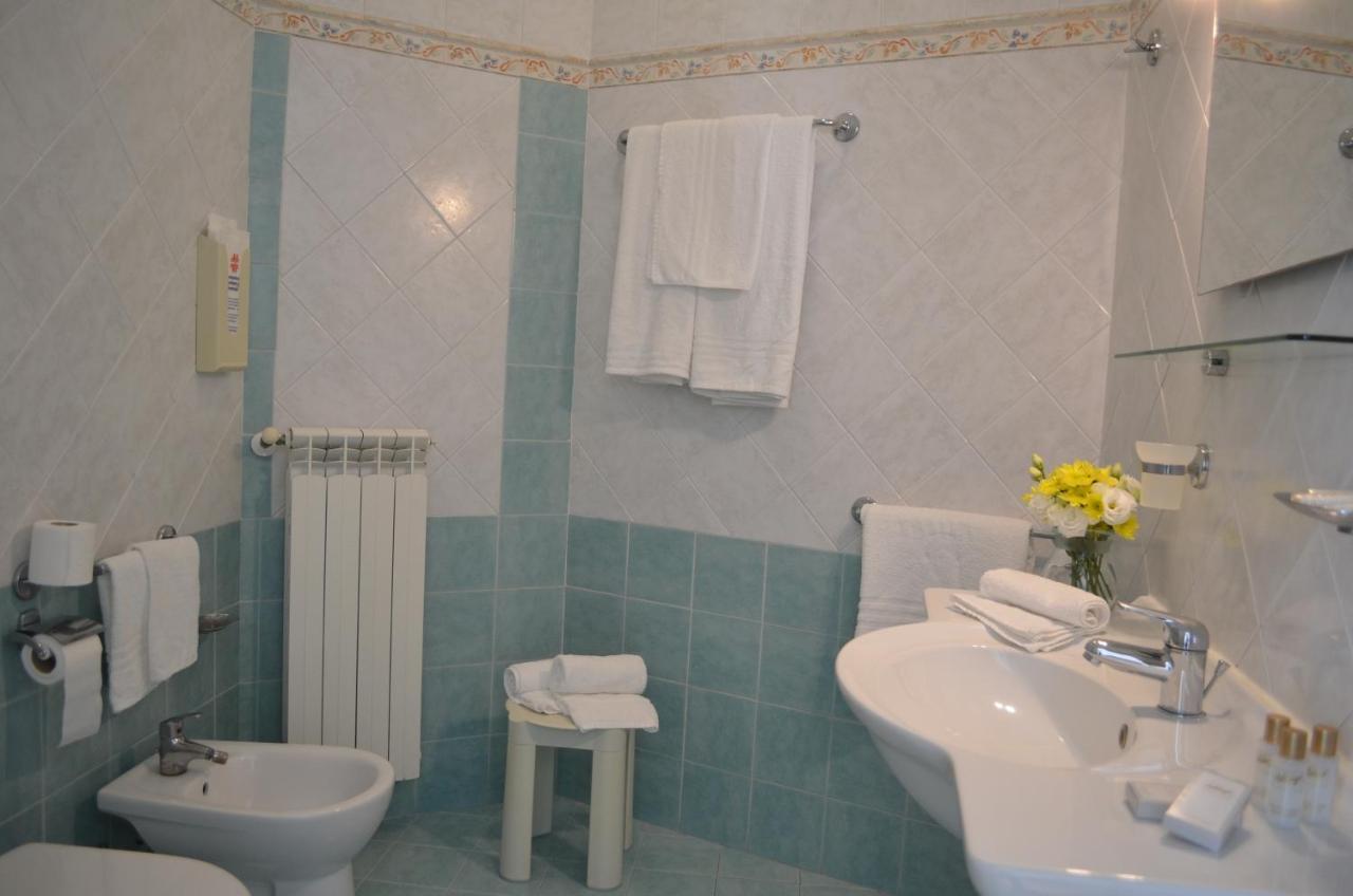 Hotel I Due Gabbiani Citr 9006 Marina dʼMarina dʼAndora المظهر الخارجي الصورة