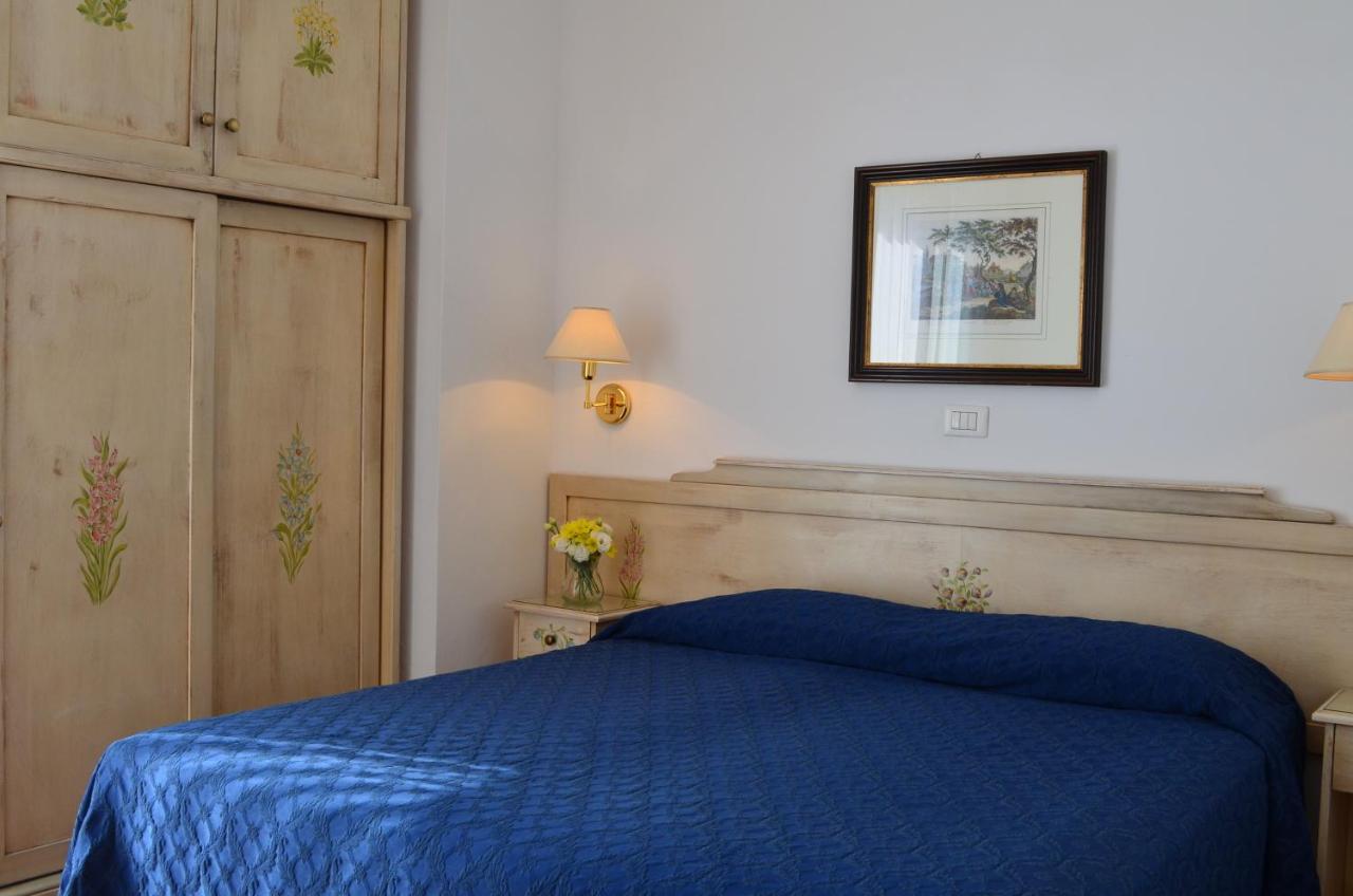 Hotel I Due Gabbiani Citr 9006 Marina dʼMarina dʼAndora المظهر الخارجي الصورة